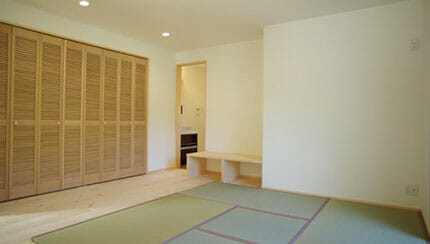 納屋から“カフェ”へと生まれ変わった家