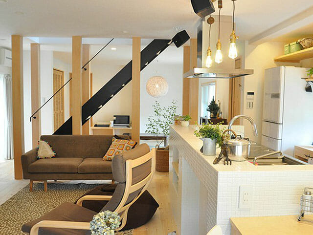 納屋から“カフェ”へと生まれ変わった家